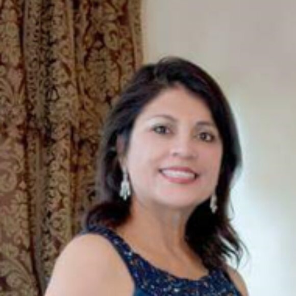 Meet your Posher, Margarita - Picture 1 of 3